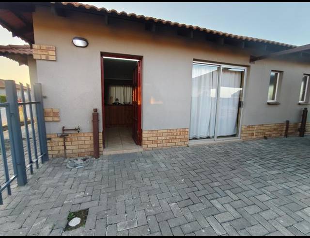 3 BEDROOM HOUSE FOR SALE IN WATERKLOOF